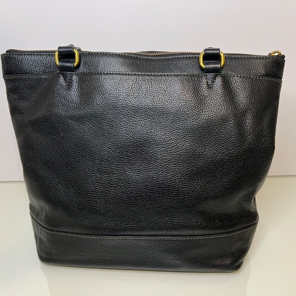 Fossil Black Leather Large Tote Bag 14in x 11in Zip Closure Inner Pockets - Picture 7 of 13